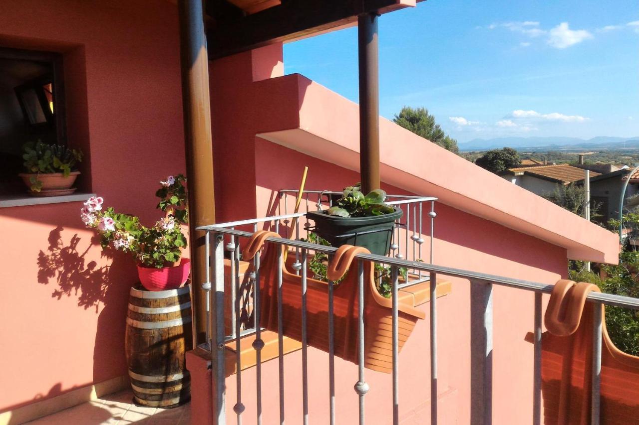 Corona Bed & Breakfast Сардара Екстер'єр фото