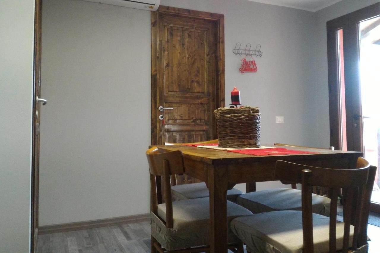 Corona Bed & Breakfast Сардара Екстер'єр фото