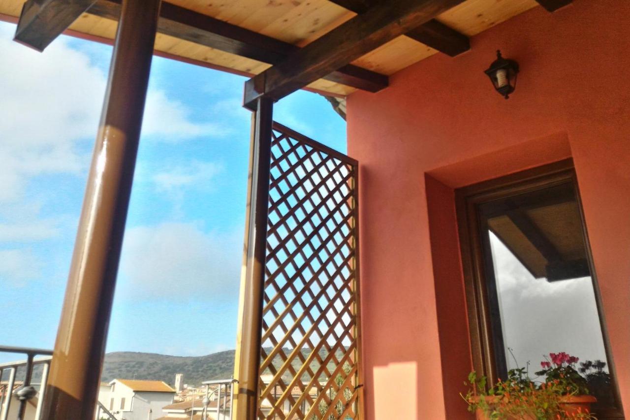 Corona Bed & Breakfast Сардара Екстер'єр фото