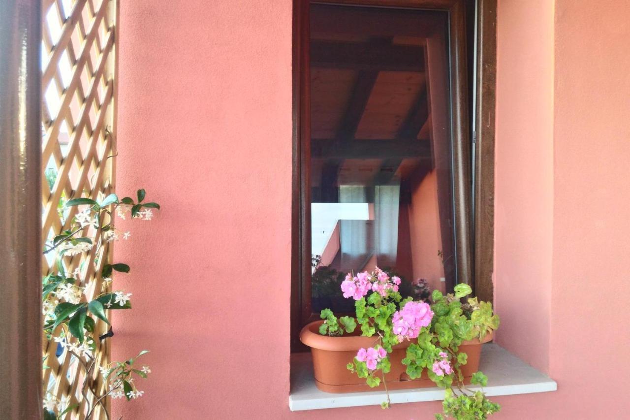 Corona Bed & Breakfast Сардара Екстер'єр фото