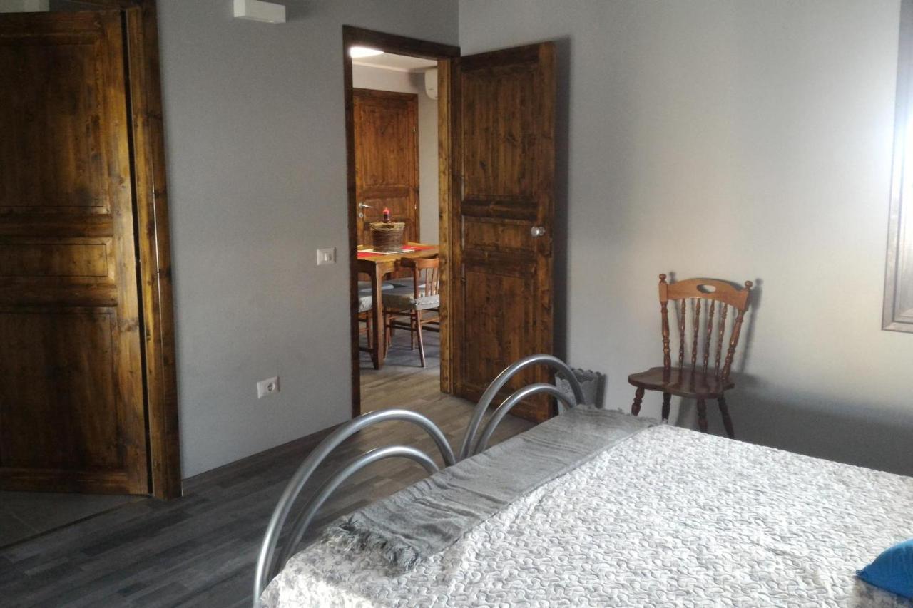 Corona Bed & Breakfast Сардара Екстер'єр фото